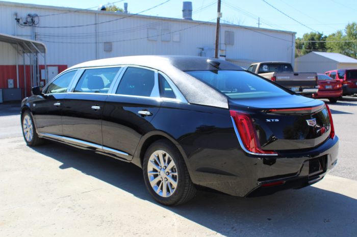 Federal Coach Cadillac Xts 48 Raised Roof 6 Door Limousine