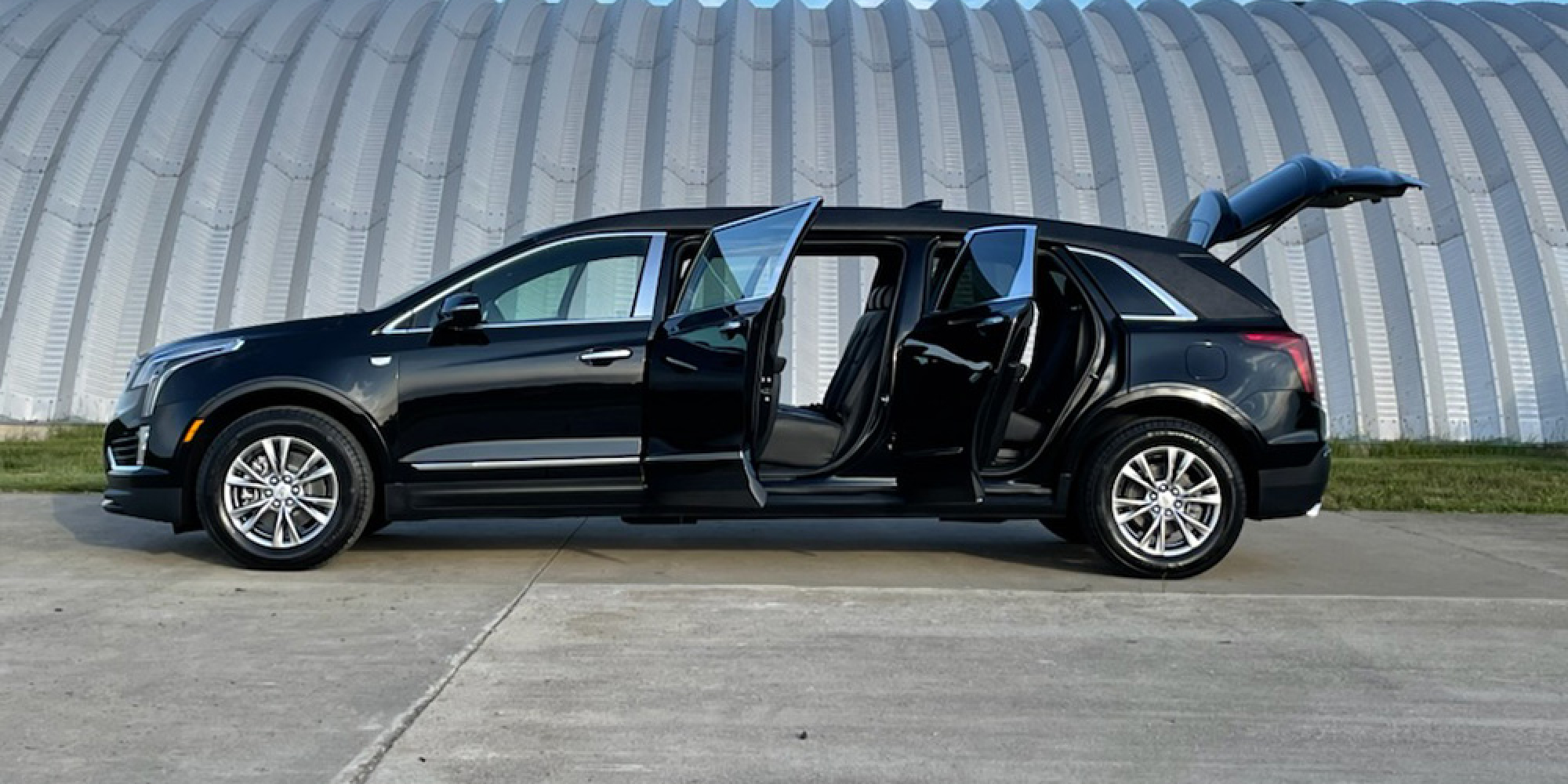 sixdoor_limo6.1646130279