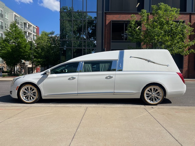 2013 Cadillac Superior Statesman Hearse