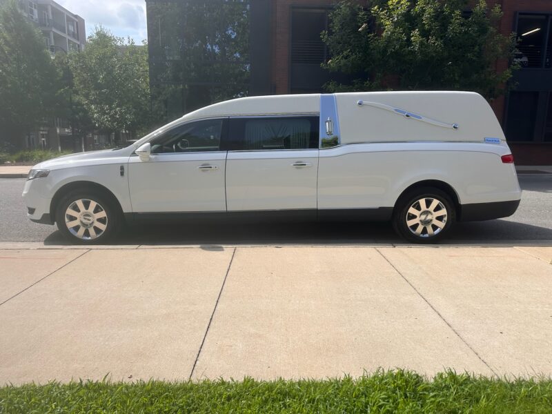 2014 Lincoln S&S Majestic Hearse